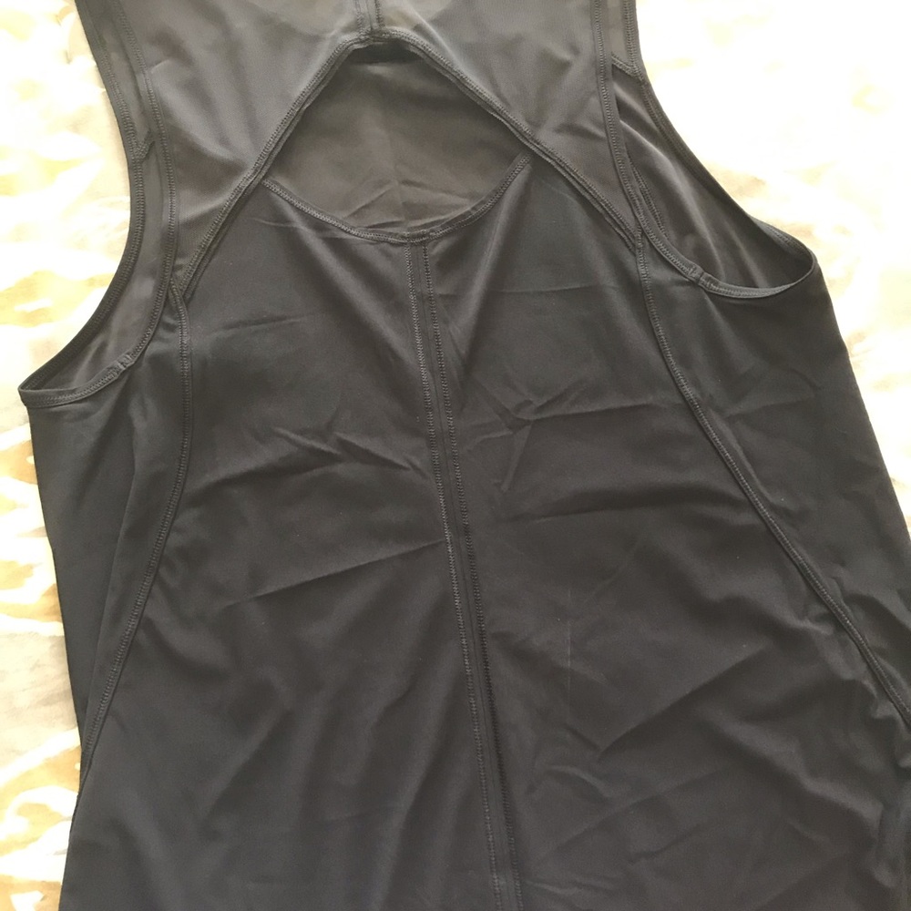 Lululemon sculpt tank